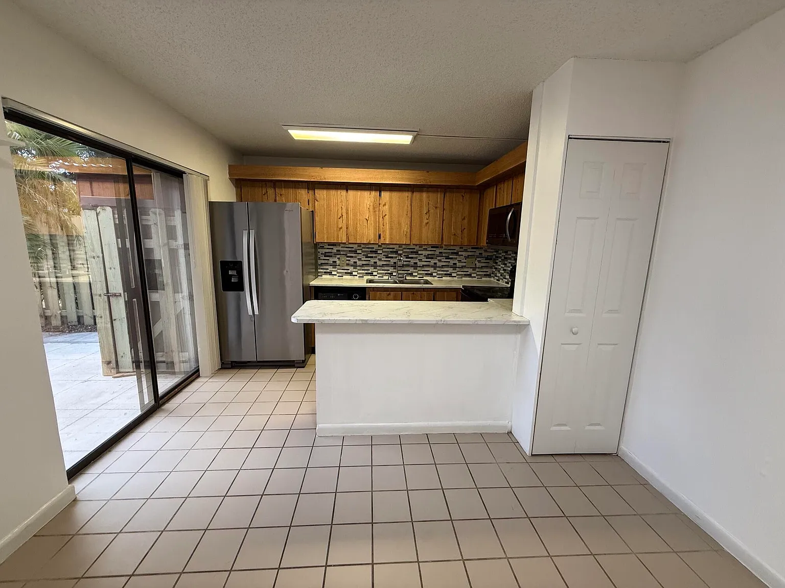 2 bed, 2.0 bath, 1236 sqft, $2,200 — Photo 3