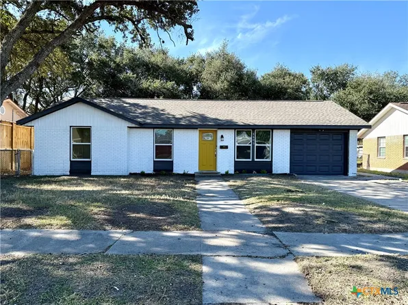 4605 Evergreen St, Victoria, TX 77904