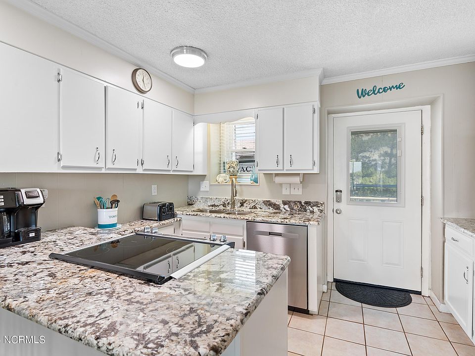 2nd image of 298 Ocean Boulevard W # 203