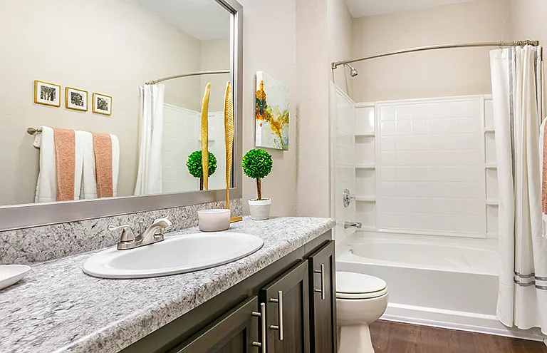 The Outlook at Greystone Apartment Homes — Photo 35