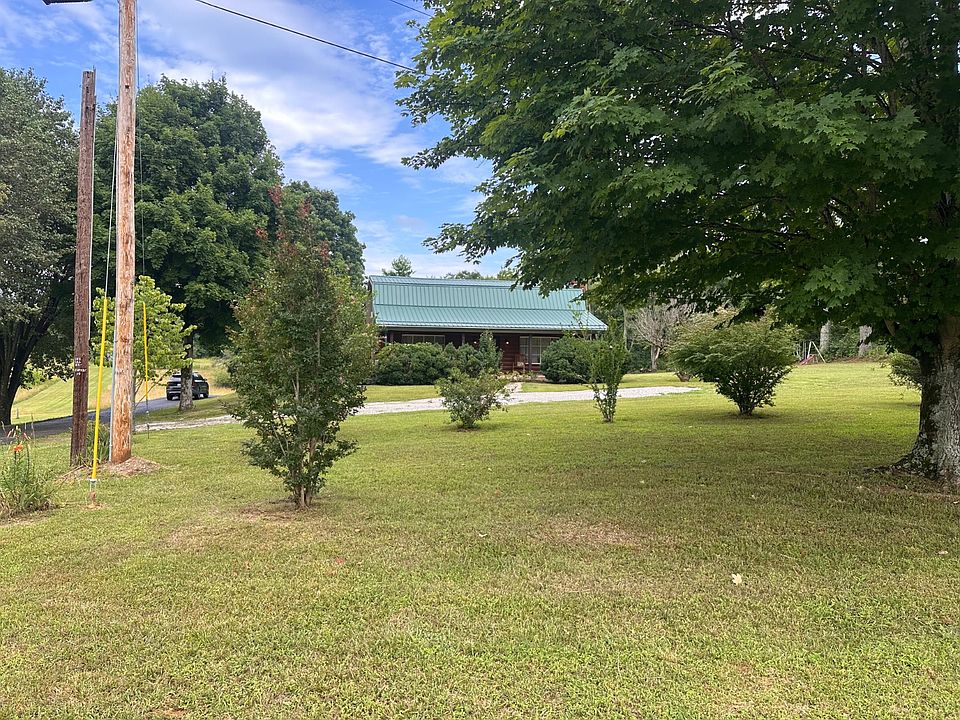 1st image of 910 Guthrie Chapel Rd