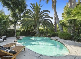 15621 Morrison St, Sherman Oaks, CA 91403