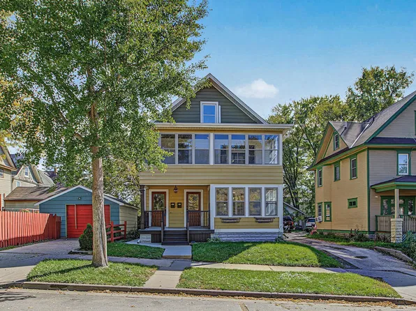 670 Conway St, Saint Paul, MN 55106