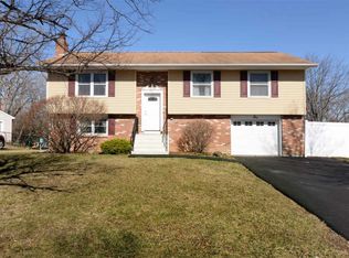 1 Pike Creek Dr, Cohoes, NY 12047