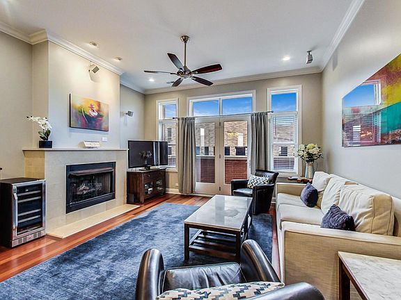 5th image of 3014 N Sheffield Ave APT 4N