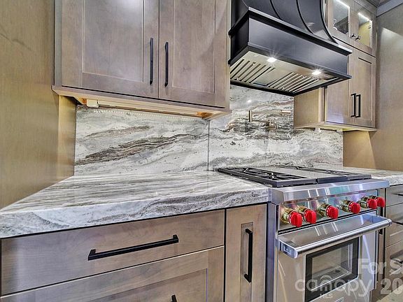5th image of 388 Ponderosa Cir