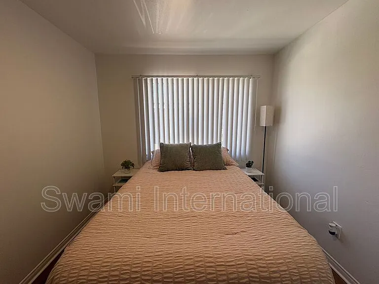 4542 W Imperial Hwy #C — Photo 8