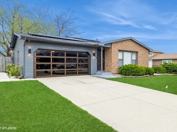 18710 Cypress Ave, Country Club Hills, IL 60478