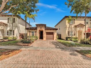 2441 NE 3rd Ct, Homestead, FL 33033