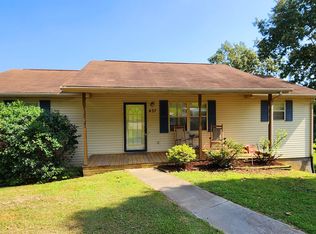 437 Sagewood Dr, Morristown, TN 37813