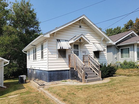 3rd image of 2305 S Alice St