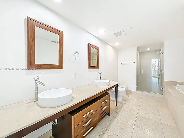 475 Brickell Ave #4215 — Photo 17