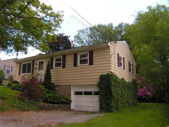 3rd image of 536 Deissler Ct