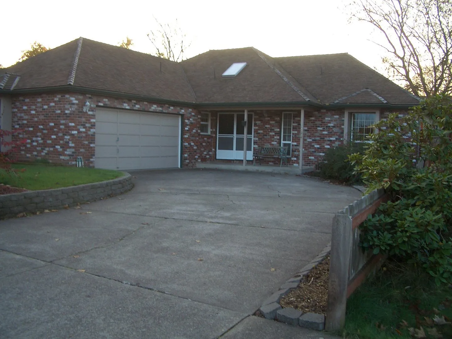 3 Bedroom 2 Bathroom House in Springfield — Photo 1