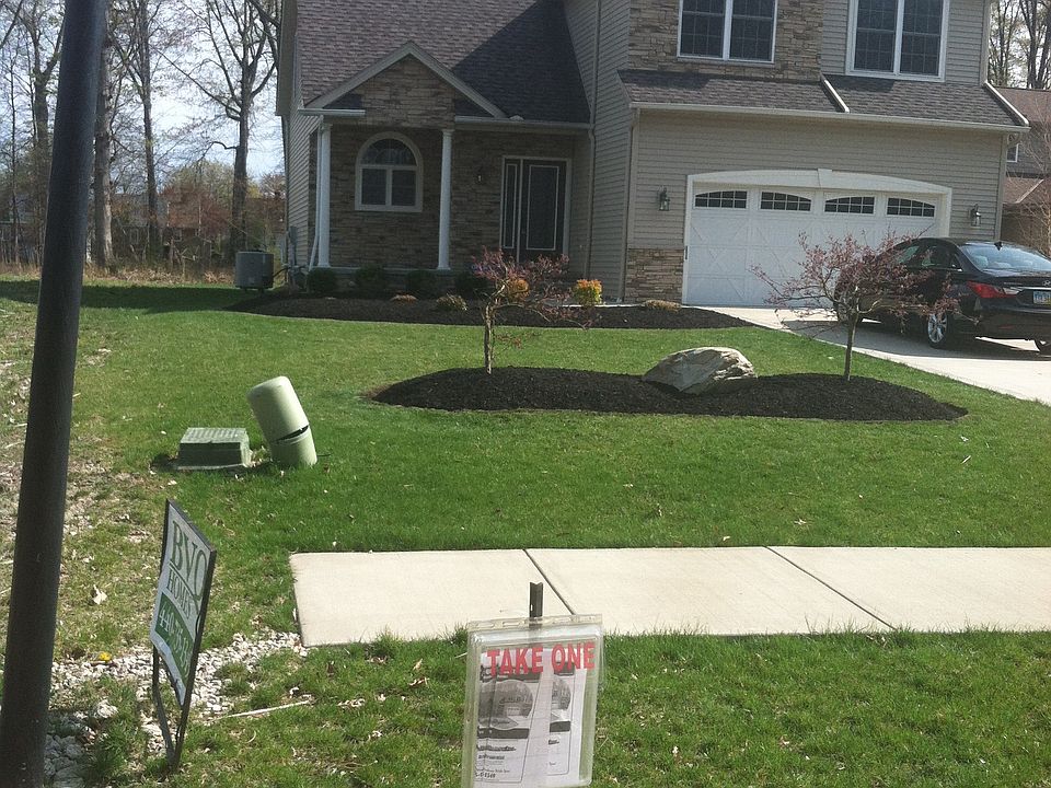 1st image of 2028 Lloyd Court Dr
