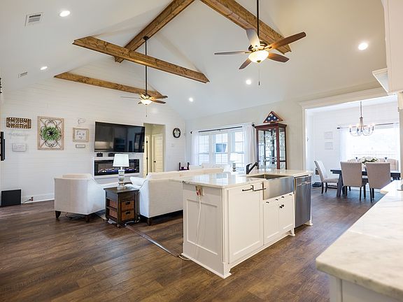 5th image of 3920 Countess Ct