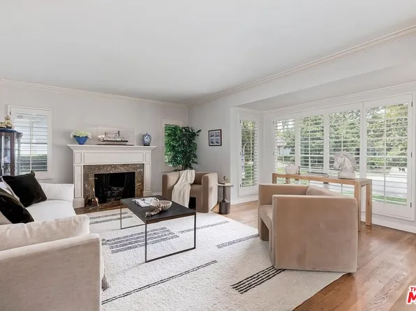 169 S Gretna Green Way, Los Angeles, CA 90049
