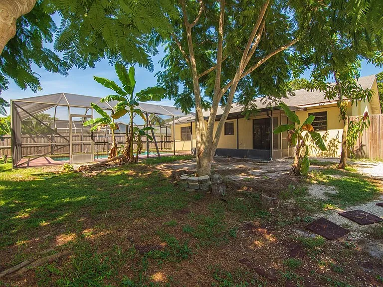 6113 Yucca Dr — Photo 27