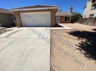 13518 W Nolina Dr, Hesperia, CA 92344