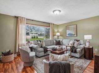 3725 80th Ave N, Brooklyn Park, MN 55443