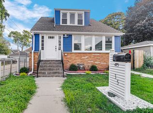 35 S 16th Ave, Maywood, IL 60153
