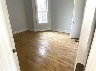 3321 W Wrightwood Ave #1, Chicago, IL 60647