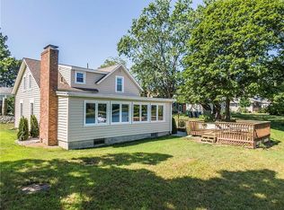 4 Ode Ct, Warwick, RI 02886