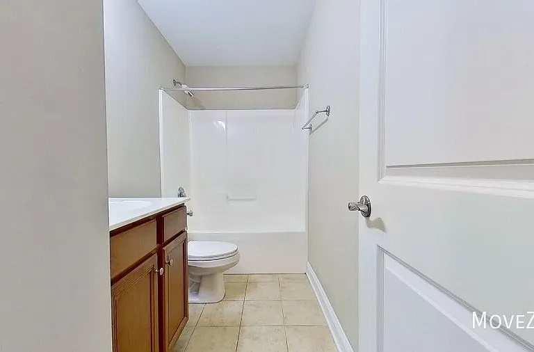 1718 Heatherstone Ln — Photo 27