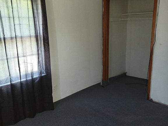 5th image of 8909 Evergreen Ave #B-1