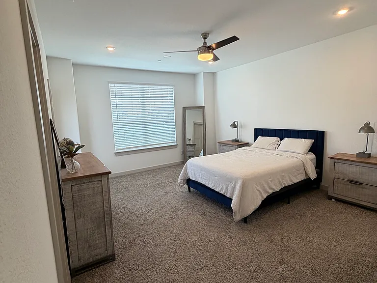 561 Eiseley Dr — Photo 6