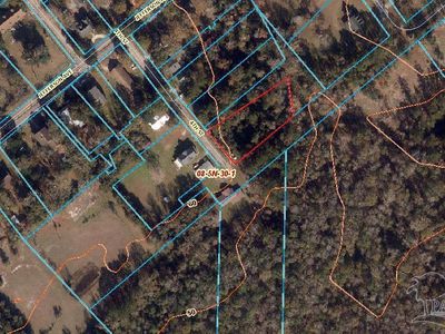 4th St, Century, FL, 32535