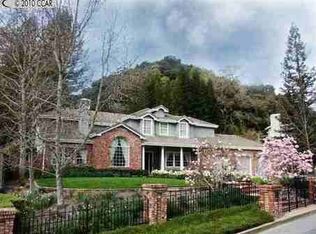 557 Dalewood Dr, Orinda, CA
