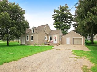 255 3rd St, Cedar Springs, MI 49319