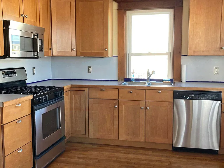19 Puritan St #1 — Photo 12