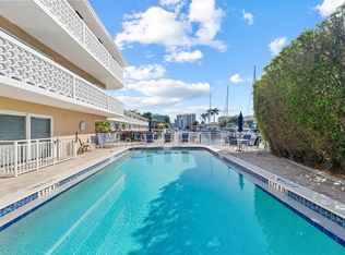 3220 Bayview Dr APT 302, Fort Lauderdale, FL 33306