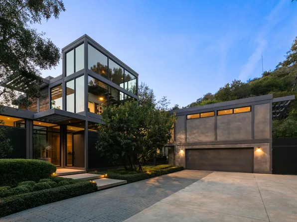 9321 Cherokee Ln, Beverly Hills, CA 90210