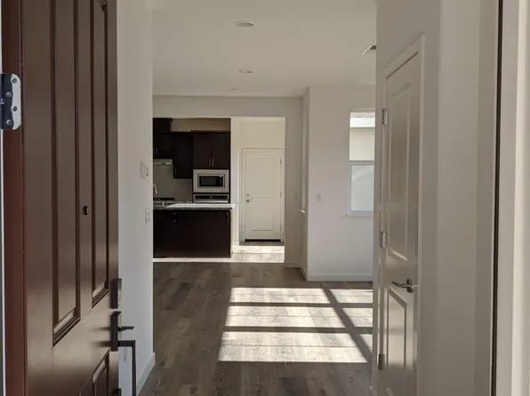 1263 S Palermo Ln, Mountain House, CA 95391