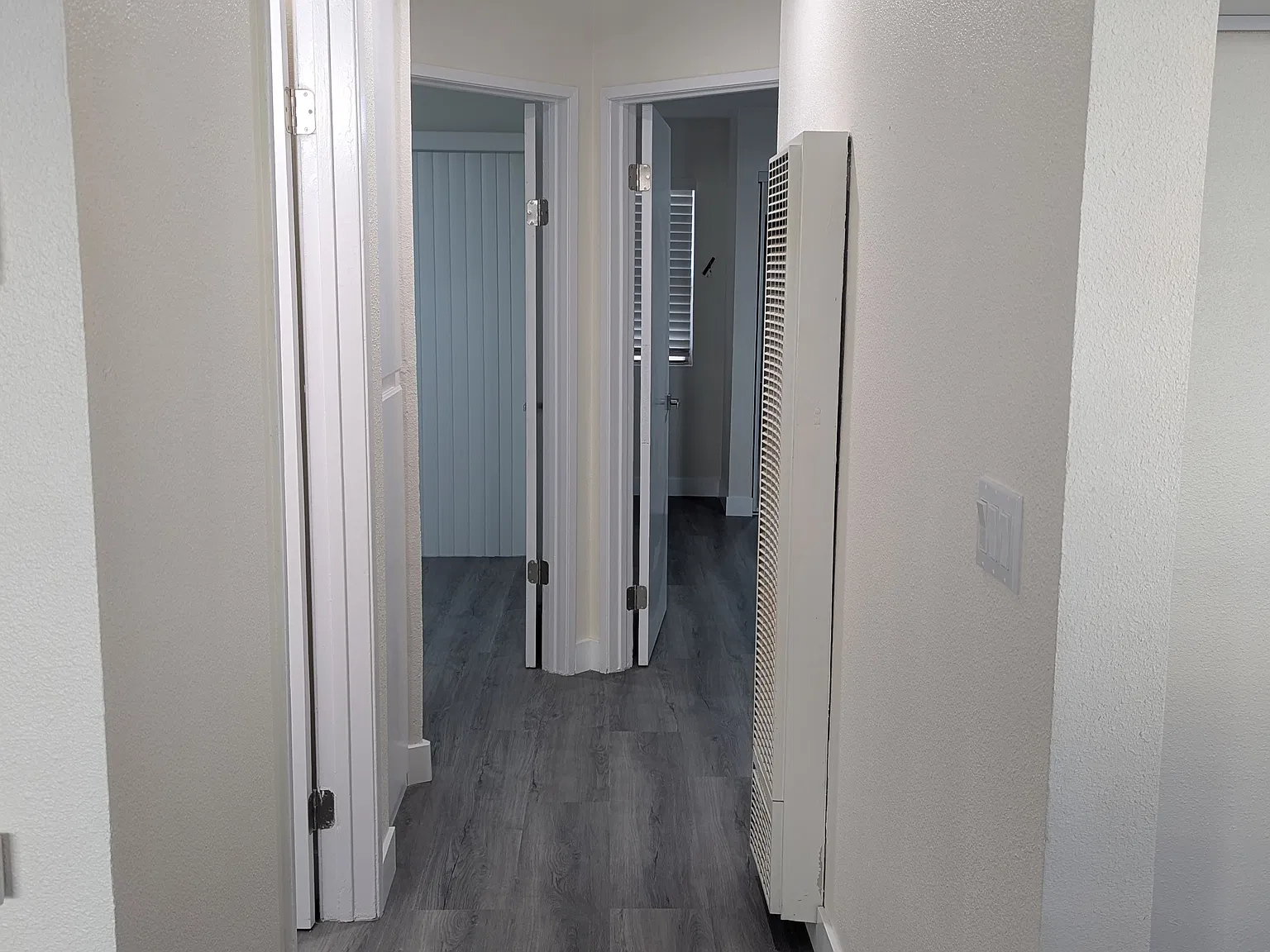 2 bed, 750 sqft, $2,300 — Photo 3