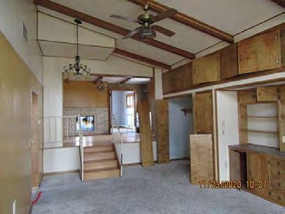5th image of 301 E Spencer St