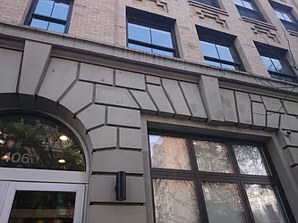 Thorndale Condominium at 406 West 45th Street in Hell&#39;s Kitchen