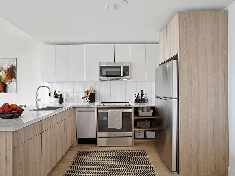 345 Baldwin Ave — Photo 44