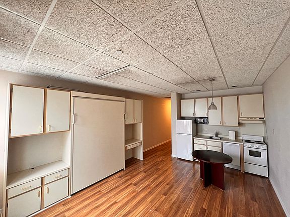 4th image of 431 7th St S #2703