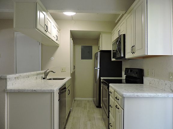 5th image of 2508 Q St APT 3