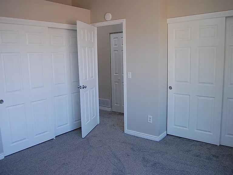 12655 Elm St — Photo 18