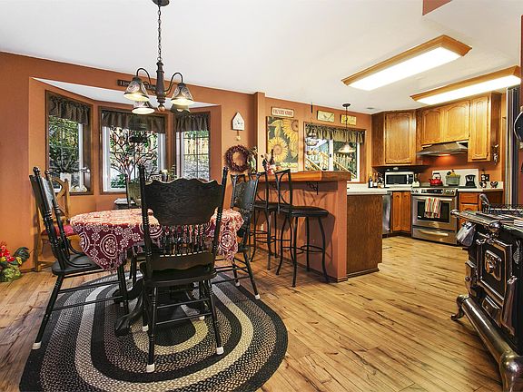 4th image of 4326 Kiowa Dr