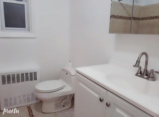 14715 35th Ave APT 1B, Flushing, NY 11354