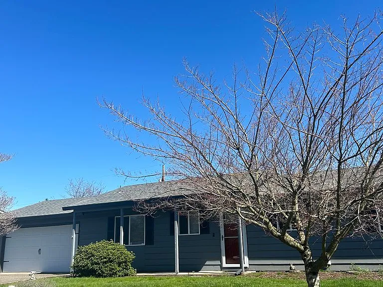 415 Memphis Way — Photo 2