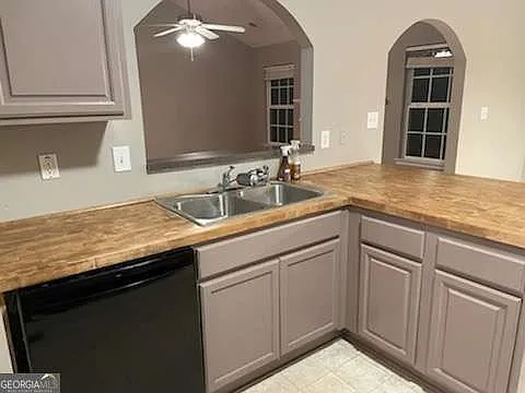 2718 Trellis Oaks Dr SW — Photo 12