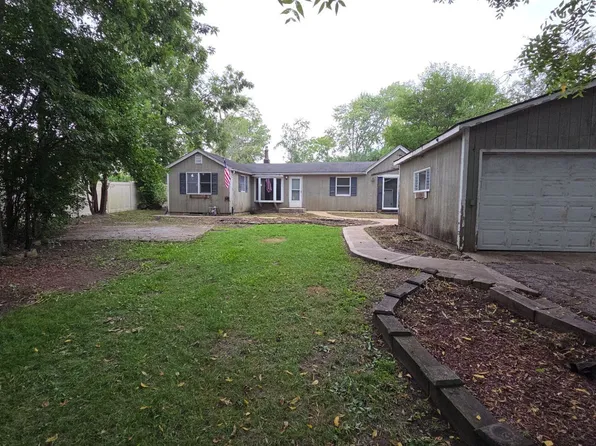 108 Ridgeland Ave, West Chicago, IL 60185