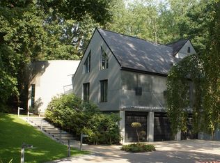 118 Rockwood Dr, Pittsburgh, PA 15238